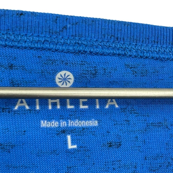 Athleta Twilly Boxy Crop Long Sleeve Lightweight Top Blue Size Large - Picture 6 of 6